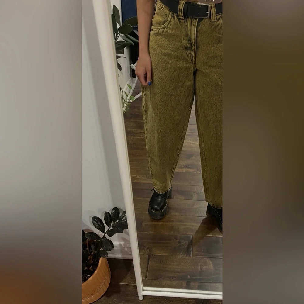 Dime Yellow Classic Baggy Jeans - Picture 3 of 10